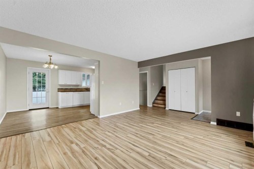 218 Carry Drive Se, Medicine Hat, AB 