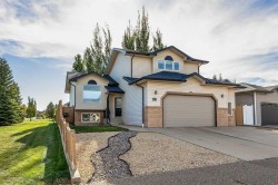 403 Sierra Boulevard NWMedicine Hat, AB T1B 4W4