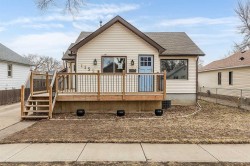 1152 Braemar Street SEMedicine Hat, AB T1A 0W2