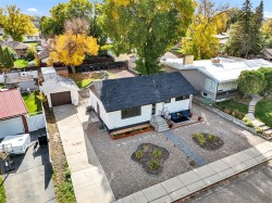 61 Huckvale Crescent SW Medicine Hat, AB T1A 5J7