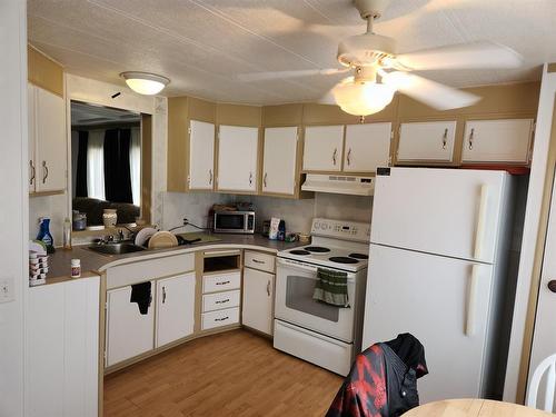 34 Kaybob Mobile Home Park, Fox Creek, AB 