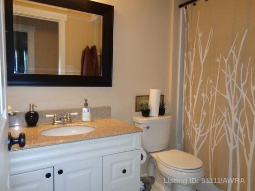 8-414 41 Street, Edson, AB - Indoor Photo Showing Bathroom