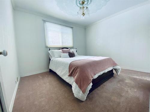 4827 Ravine Drive, Swan Hills, AB - Indoor Photo Showing Bedroom