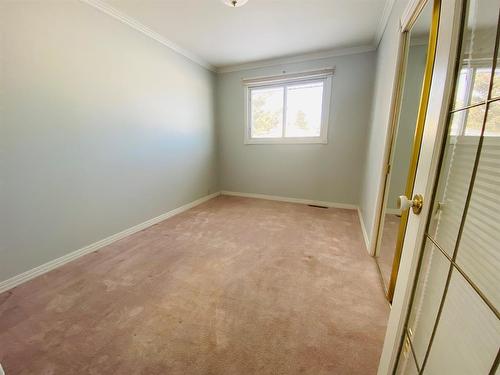 4827 Ravine Drive, Swan Hills, AB - Indoor Photo Showing Other Room