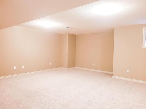 816 48 Street, Edson, AB - Indoor Photo Showing Other Room