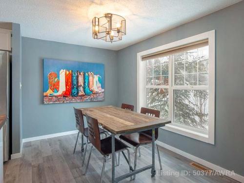 73 Nielsen Drive, Island Lake, AB - Indoor Photo Showing Dining Room