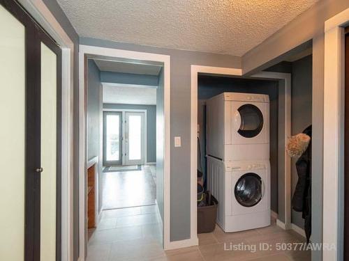 73 Nielsen Drive, Island Lake, AB - Indoor Photo Showing Laundry Room