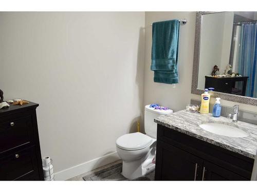 194077 Township Road 643, Rural Athabasca County, AB - Indoor Photo Showing Bathroom