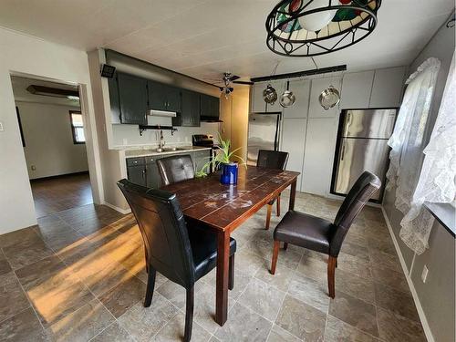 5621 51 Street, Niton Junction, AB - Indoor Photo Showing Dining Room