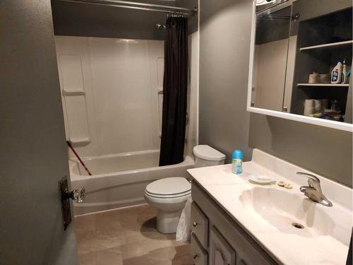 5621 51 Street, Niton Junction, AB - Indoor Photo Showing Bathroom