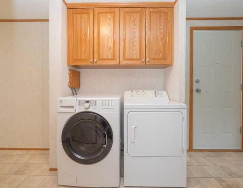 651001 Highway 2, Athabasca, AB - Indoor Photo Showing Laundry Room