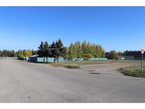 5720 4 Avenue Highway 16 West, Edson, AB 