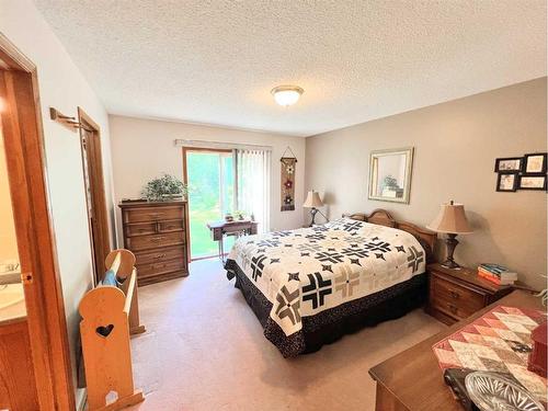 4506 Hees Drive, Athabasca, AB - Indoor Photo Showing Bedroom
