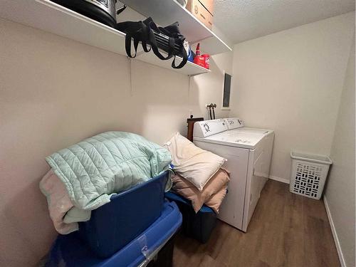 4816 A&B 54 Street, Athabasca, AB - Indoor Photo Showing Laundry Room
