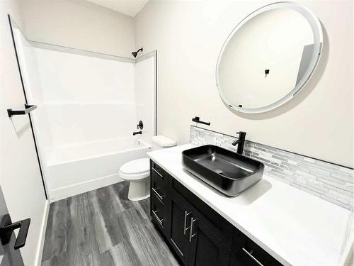 46-654036 Range Road 222, Rural Athabasca County, AB - Indoor Photo Showing Bathroom
