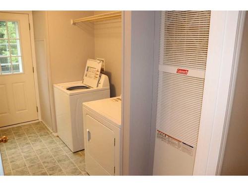16004 Township Road 542, Rural Yellowhead County, AB - Indoor Photo Showing Laundry Room