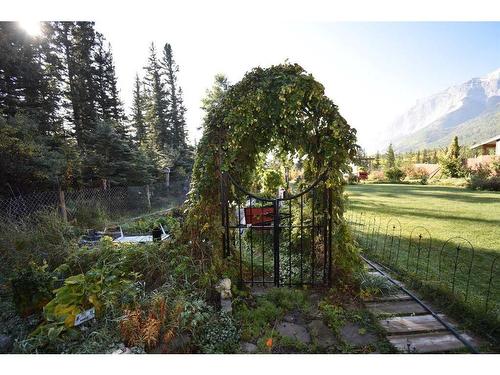 4701 Mountain Road, Brule, AB - Outdoor