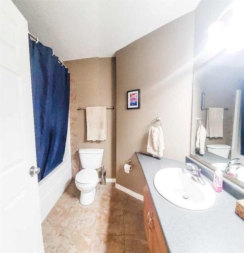 1524 41 Street, Edson, AB - Indoor Photo Showing Bathroom