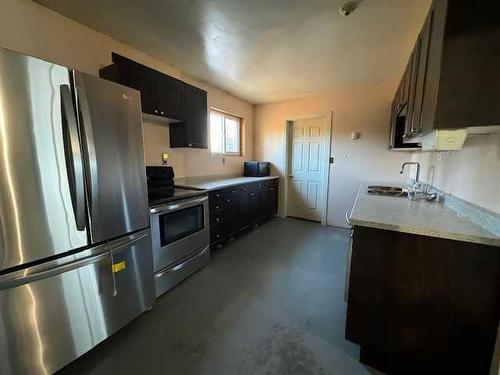 23-53105 Range Road 195 West, Rural Yellowhead County, AB - Indoor Photo Showing Kitchen