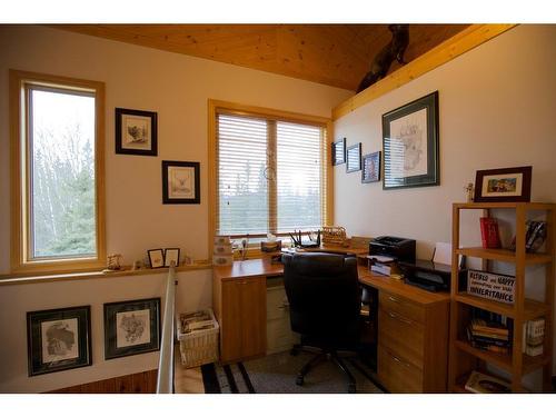 51005 Highway 40 N, Rural Yellowhead County, AB - Indoor Photo Showing Office