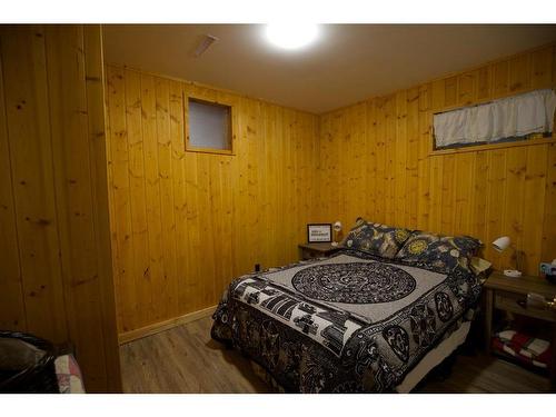 51005 Highway 40 N, Rural Yellowhead County, AB - Indoor Photo Showing Bedroom