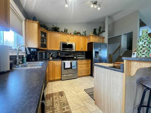 35 Rodeo Way, Whitecourt, AB - Indoor Photo Showing Kitchen With Double Sink