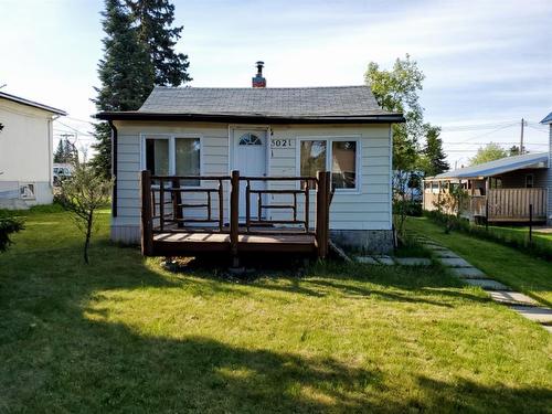 5021 9 Avenue, Edson, AB 