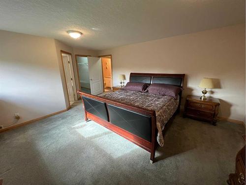 50423A Highway 16, Rural Yellowhead County, AB - Indoor Photo Showing Bedroom