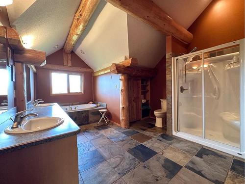 583030B Range Road 121, Rural Woodlands County, AB - Indoor Photo Showing Bathroom