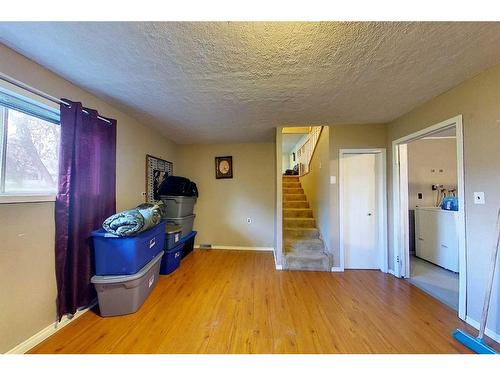 4822 18 Avenue, Edson, AB - Indoor Photo Showing Other Room
