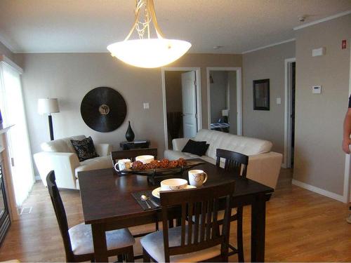 104-2814 48 Avenue, Athabasca, AB - Indoor Photo Showing Dining Room