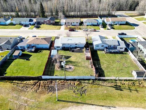 712 3 Avenue, Fox Creek, AB - Outdoor With View