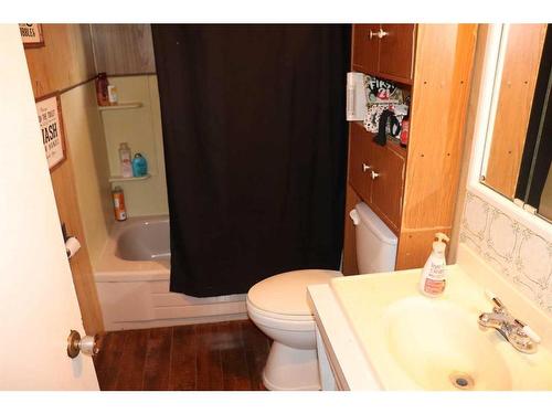 53508 Range Road 102A, Rural Yellowhead County, AB - Indoor Photo Showing Bathroom