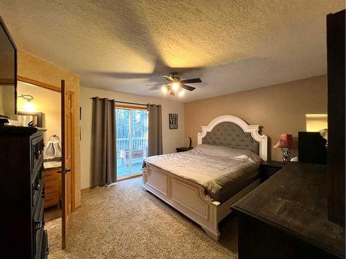 54301 Range Road 170, Rural Yellowhead County, AB - Indoor Photo Showing Bedroom
