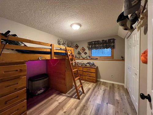 54301 Range Road 170, Rural Yellowhead County, AB - Indoor Photo Showing Bedroom
