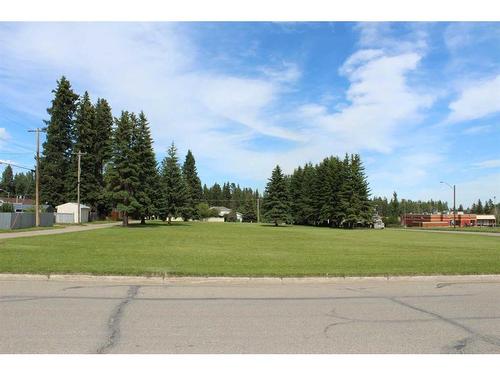 4222 4 Avenue, Edson, AB 