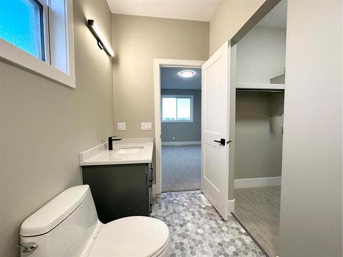 59 Riverstone Road, Whitecourt, AB - Indoor Photo Showing Bathroom