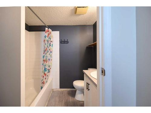 4618 54 Street, Athabasca, AB - Indoor Photo Showing Bathroom