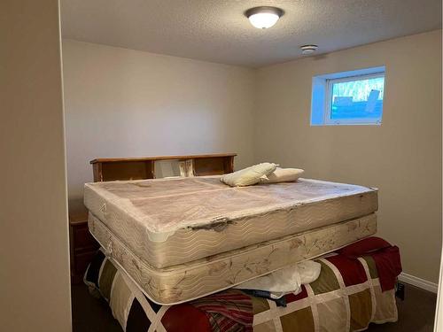 701 5 A Street, Fox Creek, AB - Indoor Photo Showing Bedroom