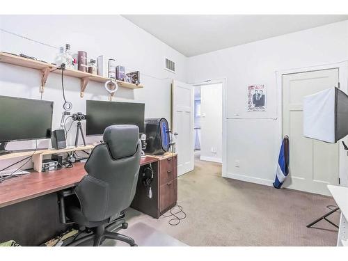6706 40A Avenue, Stettler, AB - Indoor Photo Showing Office