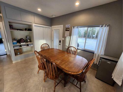 594028 Range Road 130, Rural Woodlands County, AB - Indoor Photo Showing Dining Room