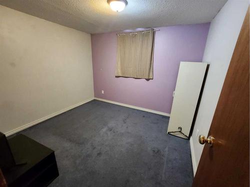 31 Hollinger Drive, Swan Hills, AB - Indoor Photo Showing Other Room
