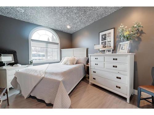 73080 Southshore Drive, Widewater, AB - Indoor Photo Showing Bedroom