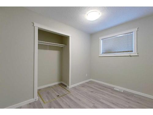 745 Cardinal Crescent, Wabasca, AB - Indoor Photo Showing Other Room