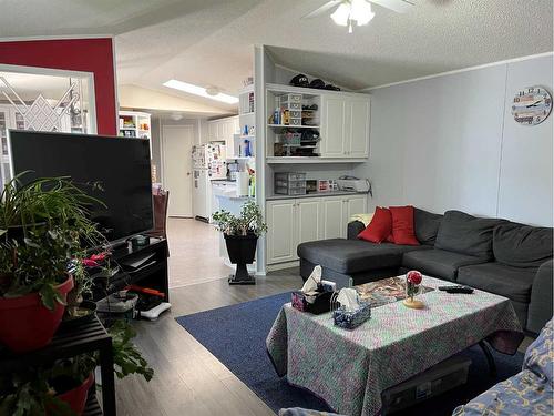 903 5 Avenue, Fox Creek, AB - Indoor Photo Showing Living Room