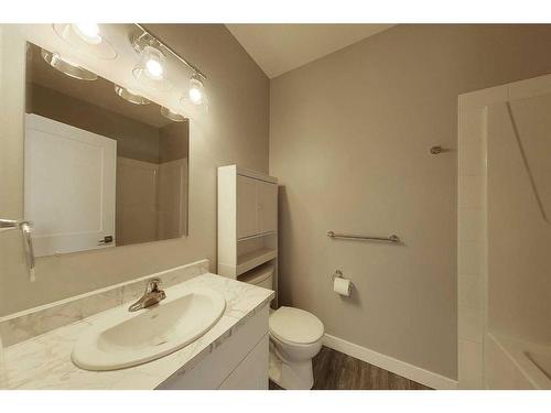 53314 Range Road 150, Rural Yellowhead County, AB - Indoor Photo Showing Bathroom