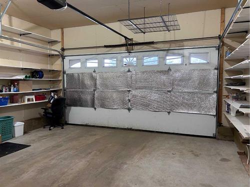12 Elk Avenue, Island Lake, AB - Indoor Photo Showing Garage