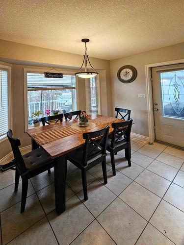 6117 11 Ave, Edson, AB - Indoor Photo Showing Dining Room