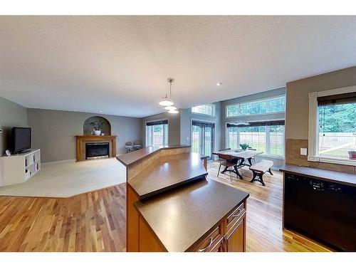 6138 11 Avenue, Edson, AB - Indoor With Fireplace