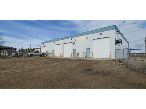 5933 4 Avenue, Edson, AB 